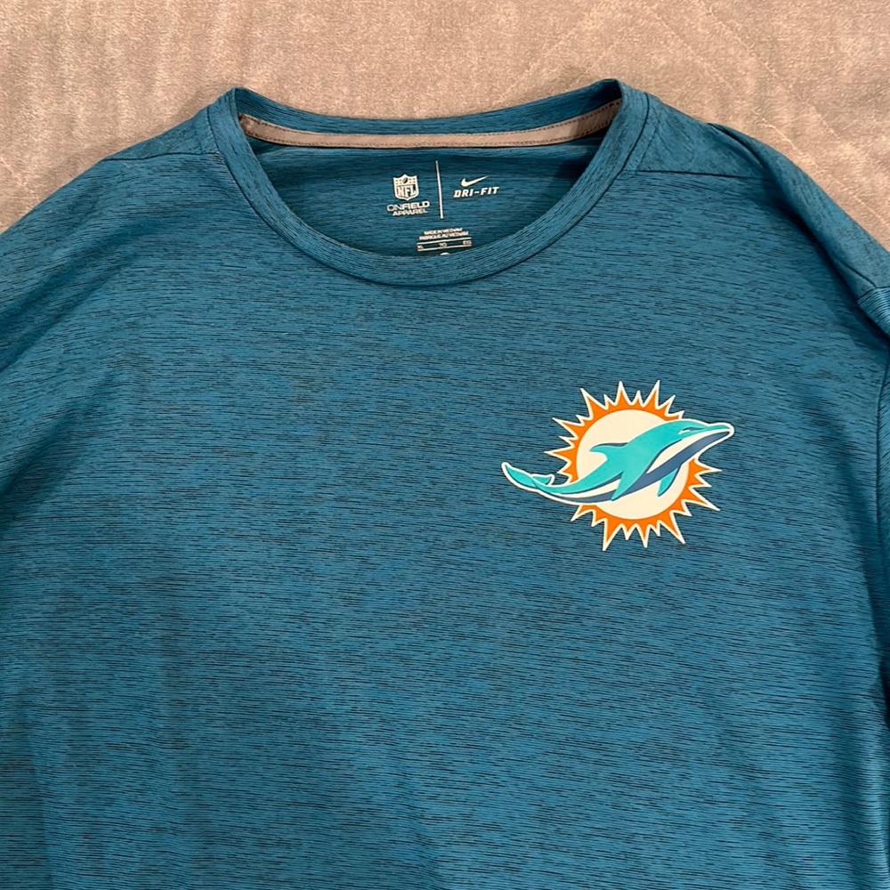 XL Men’s Nike Dri-Fit Miami Dolphins Long Sleeve Shirt